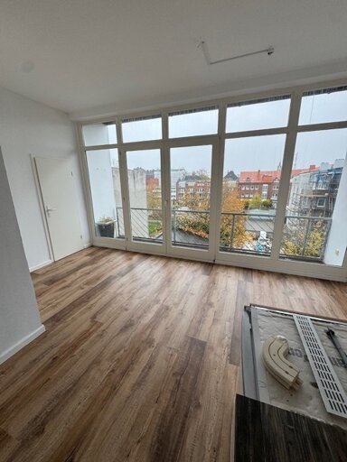 Wohnung zur Miete 500 € 2,5 Zimmer 80 m² Geschoss 3/5 frei ab sofort Börsenstraße 35 Innenstadt Wilhelmshaven 26382