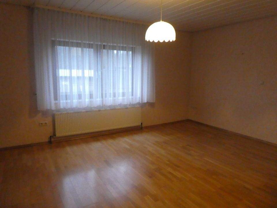 Immobilie in Langgöns - Ideal für Mehrgenerationenwohnen: Großzügige Liegenschaft in Oberkleen! - Bild 3