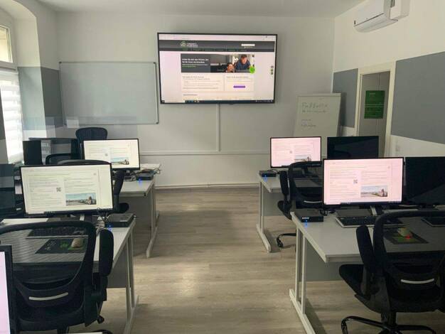 Bürofläche zur Miete provisionsfrei 1.280 € 83 m² Bürofläche Kastanienallee Mitte Berlin 10119