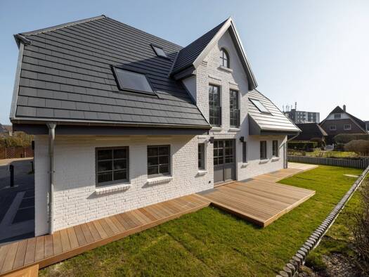 Wohnung zum Kauf provisionsfrei 4,5 Zimmer 140,5 m² EG Westerland Sylt 25980