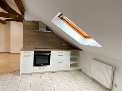 Wohnung zur Miete 720 € 2 Zimmer 62 m² Dachgeschoss, 3. Geschoss frei ab sofort Matthias 1 Trier 54290
