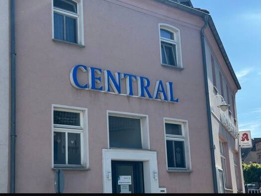 Wohnung zur Miete 310 € 2 Zimmer 62 m² Geschoss 1/2 frei ab 01.02.2026 Droyßig 06722