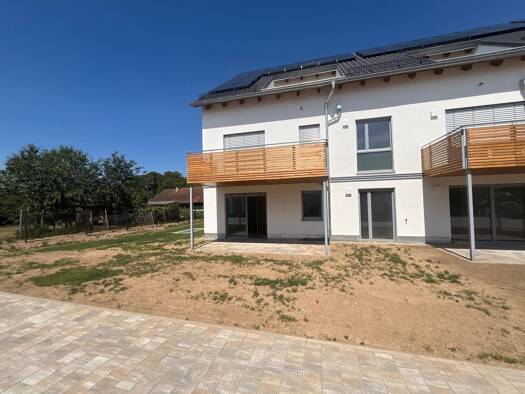 Wohnung zur Miete 800 € 2 Zimmer 50 m² Geschoss 1/2 frei ab 01.10.2026 Alteglofsheim 93087