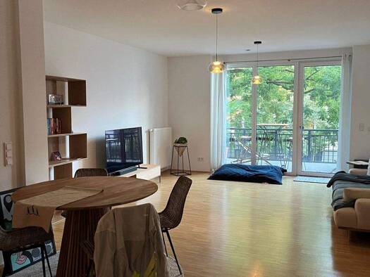 Wohnung zur Miete 1.158 € 2 Zimmer 83,3 m² 1. Geschoss frei ab 01.01.2026 Wedekindstraße 22 List Hannover 30161