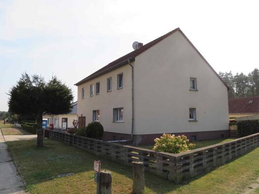 Mehrfamilienhaus zum Kauf 398.000 € 9 Zimmer 192 m² 996 m² Grundstück Brück 14822