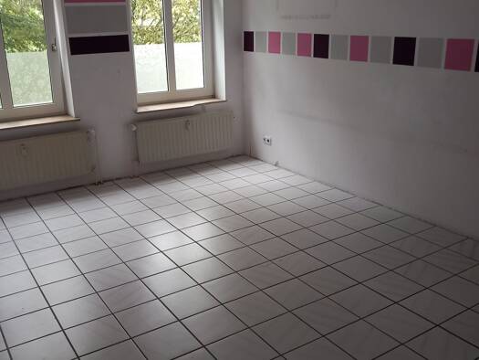 Wohnung zur Miete 380 € 4,5 Zimmer 102,3 m² Geschoss 1/4 frei ab sofort Altstadt Gelsenkirchen 45879