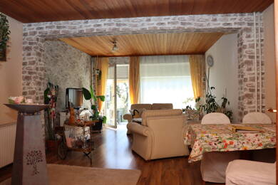 Reihenmittelhaus zum Kauf 183.400 € 3,5 Zimmer 79 m² 172 m² Grundstück Kücknitz Lübeck-Kücknitz 23569