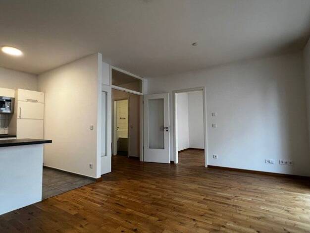 Wohnung zur Miete 1.048 € 2,5 Zimmer 56,9 m² 2. Geschoss frei ab sofort Caroline- Michaelis- Straße 15 Mitte Berlin 10115
