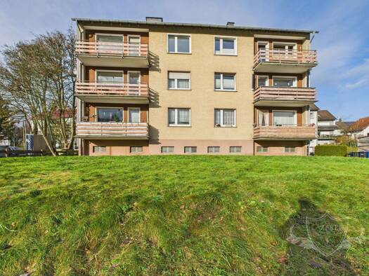 Wohnung zum Kauf 89.000 € 3 Zimmer 74 m² 2. Geschoss Neuenrade Neuenrade 58809