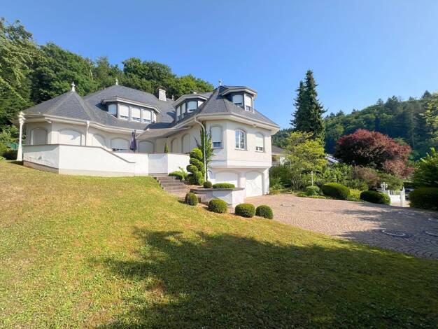 Haus zum Kauf 1.250.000 € 9 Zimmer 400 m² 1.300 m² Grundstück Igel 54298