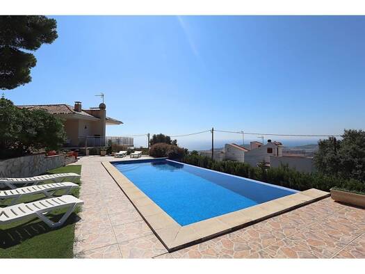 Villa zum Kauf 795.000 € 4 Zimmer 290 m² 1.653 m² Grundstück Lloret de Mar 17310