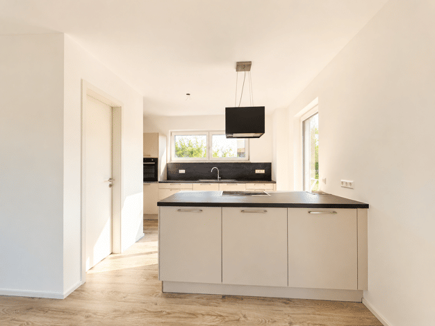 Wohnung zur Miete 2.050 € 5,5 Zimmer 138,5 m² frei ab sofort Überlingen Überlingen 88662