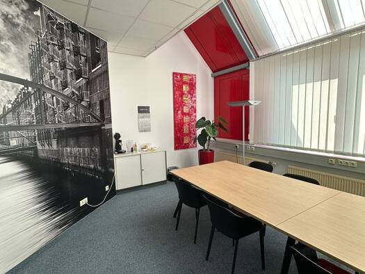 Bürofläche zur Miete provisionsfrei 5,80 € 1.427 m² Bürofläche teilbar von 350 m² bis 1.427 m² Ziegelstein Nürnberg 90411