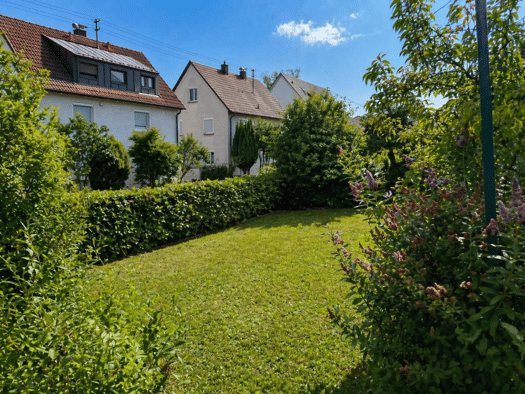 Einfamilienhaus zum Kauf 420.000 € 7 Zimmer 105 m² 323 m² Grundstück Ebersbach Ebersbach (Fils) 73061