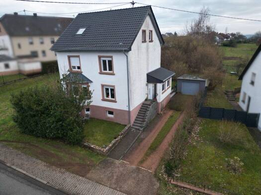 Einfamilienhaus zum Kauf 379.000 € 5 Zimmer 180 m² 1.205 m² Grundstück Weiskirchen 66709