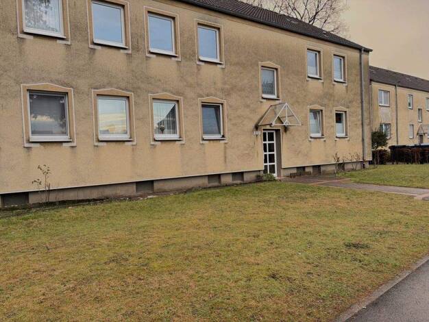 Wohnung zur Miete nur mit Wohnberechtigungsschein 298 € 3,5 Zimmer 62,4 m² 1. Geschoss Bachackerweg 109 Hamm Marl 45772