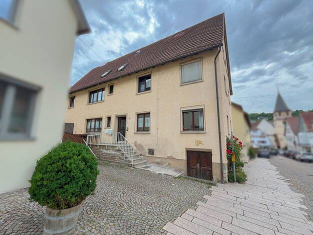 Einfamilienhaus zum Kauf 210.000 € 11 Zimmer 300 m² 359 m² Grundstück Niederstetten Niederstetten 97996