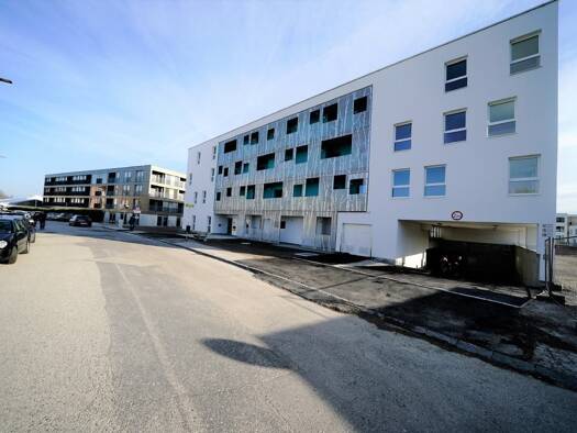 Wohnung zur Miete 650 € 3 Zimmer 80,5 m² frei ab 31.12.2026 Baden 2500