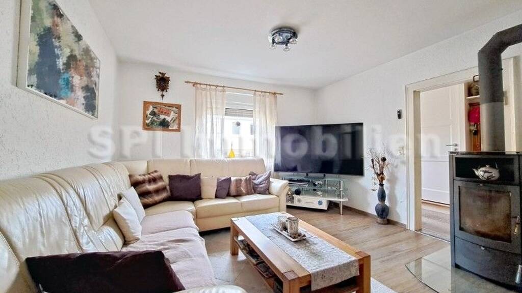 Doppelhaushälfte zum Kauf 437.000 € 5 Zimmer 140 m² 277 m² Grundstück Singen 78224