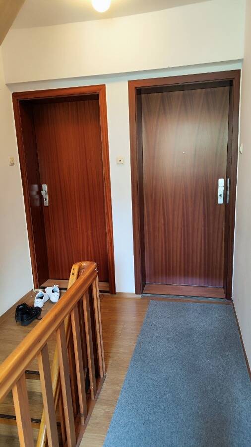 Property thumbnail 9