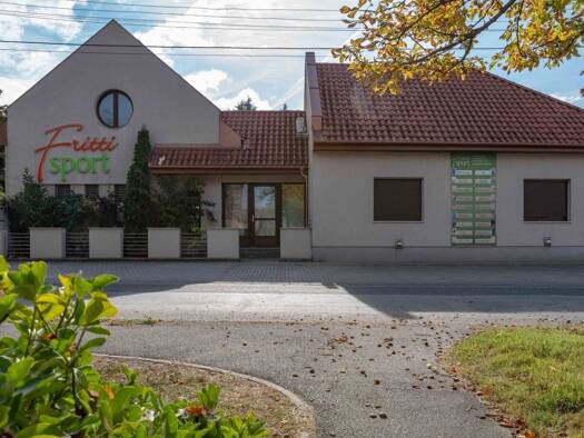 Bürofläche zum Kauf 389.000 € 6 Zimmer 280 m² Bürofläche Kiskorös 6200