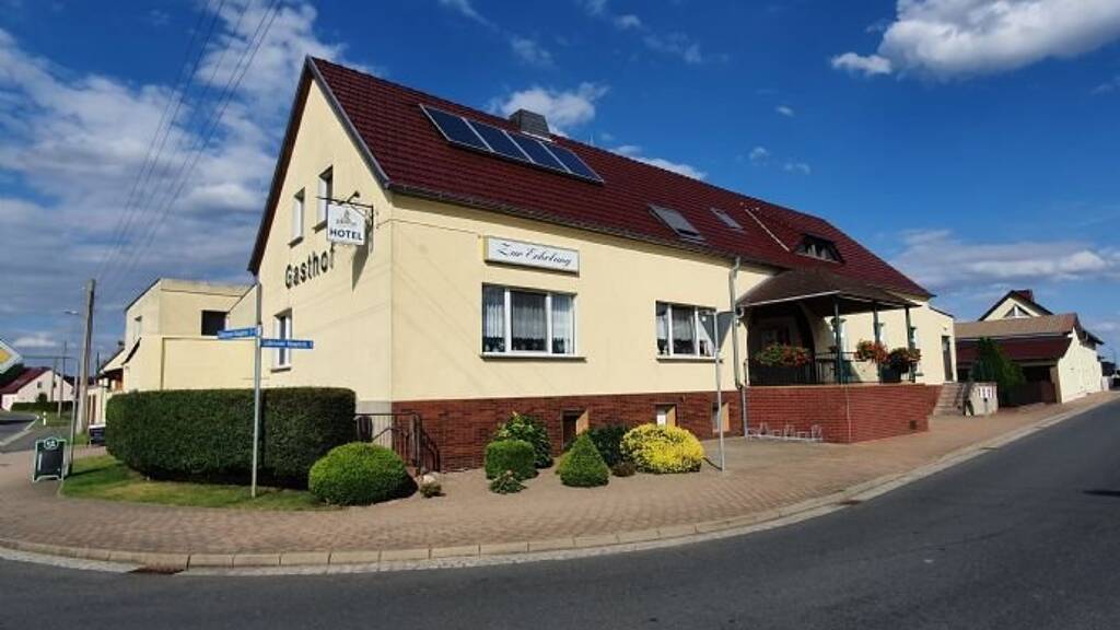 Mehrfamilienhaus zum Kauf 275.000 € 600 m² 1.312 m² Grundstück Groß Naundorf Annaburg 06925