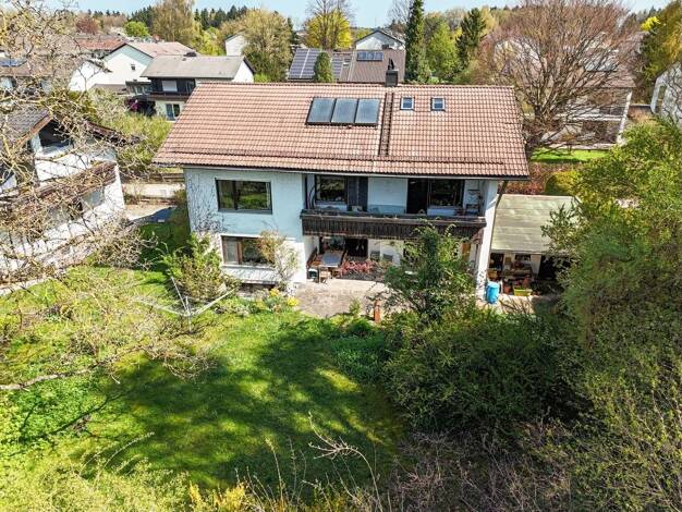 Einfamilienhaus zum Kauf 975.000 € 9 Zimmer 240 m² 733 m² Grundstück frei ab 01.11.2026 Haidholzen Stephanskirchen 83071