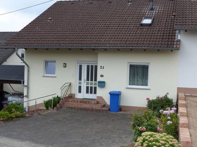 Doppelhaushälfte zum Kauf provisionsfrei 420.000 € 6 Zimmer 160 m² 550 m² Grundstück Kleinmaischeid 56271