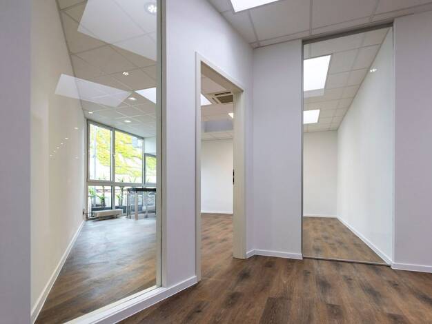 Bürofläche zur Miete provisionsfrei 1.200 € 38 m² Bürofläche Nikolaus-Knopp-Platz Heerdt Stadtbezirk 4 40549
