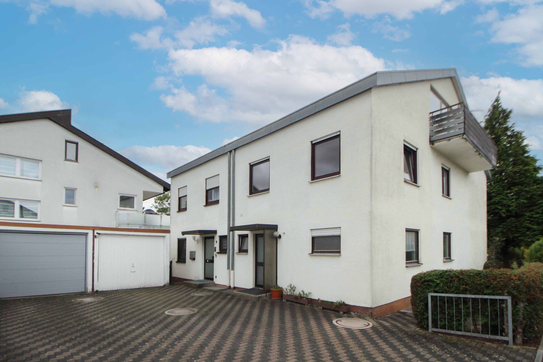 Immobilie zum Kauf als Kapitalanlage geeignet 425.000 € 7,5 Zimmer 148 m²<br/>Fläche 386,2 m²<br/>Grundstück Kleinglattbach Vaihingen an der Enz 71665