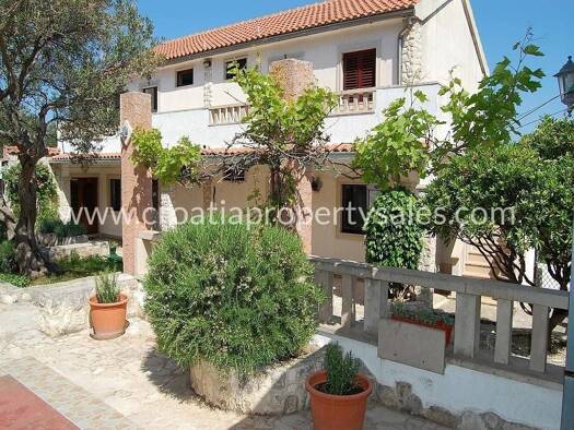 Haus zum Kauf 550.000 € 4 Zimmer 140 m² Supetar