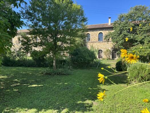 Einfamilienhaus zum Kauf 1.680.000 € 1.166 m² 71.642 m² Grundstück Nord Entraigues-sur-la-Sorgue 84320