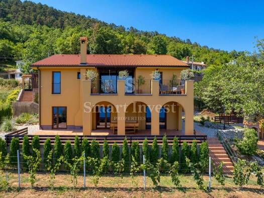 Einfamilienhaus zur Miete 3.100 € 7 Zimmer 300 m² Poljane, Opatija - Okolica Opatija 51410