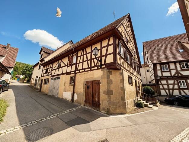 Einfamilienhaus zum Kauf 290.000 € 3 Zimmer 121,9 m² 214 m² Grundstück Weinstadt 71384