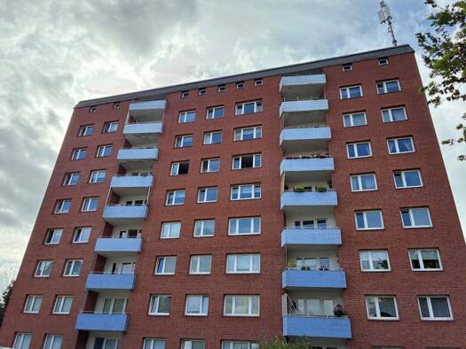Wohnung zur Miete 719 € 2,5 Zimmer 73,2 m² 3. Geschoss frei ab 16.10.2026 Masurenring 1 Neumühlen-Dietrichsdorf Kiel 24149