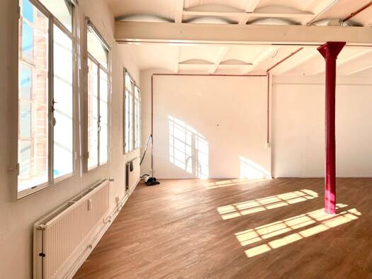 Bürofläche zur Miete provisionsfrei 330 € 8 m² Bürofläche Stresemannstraße Bahrenfeld Hamburg 22761