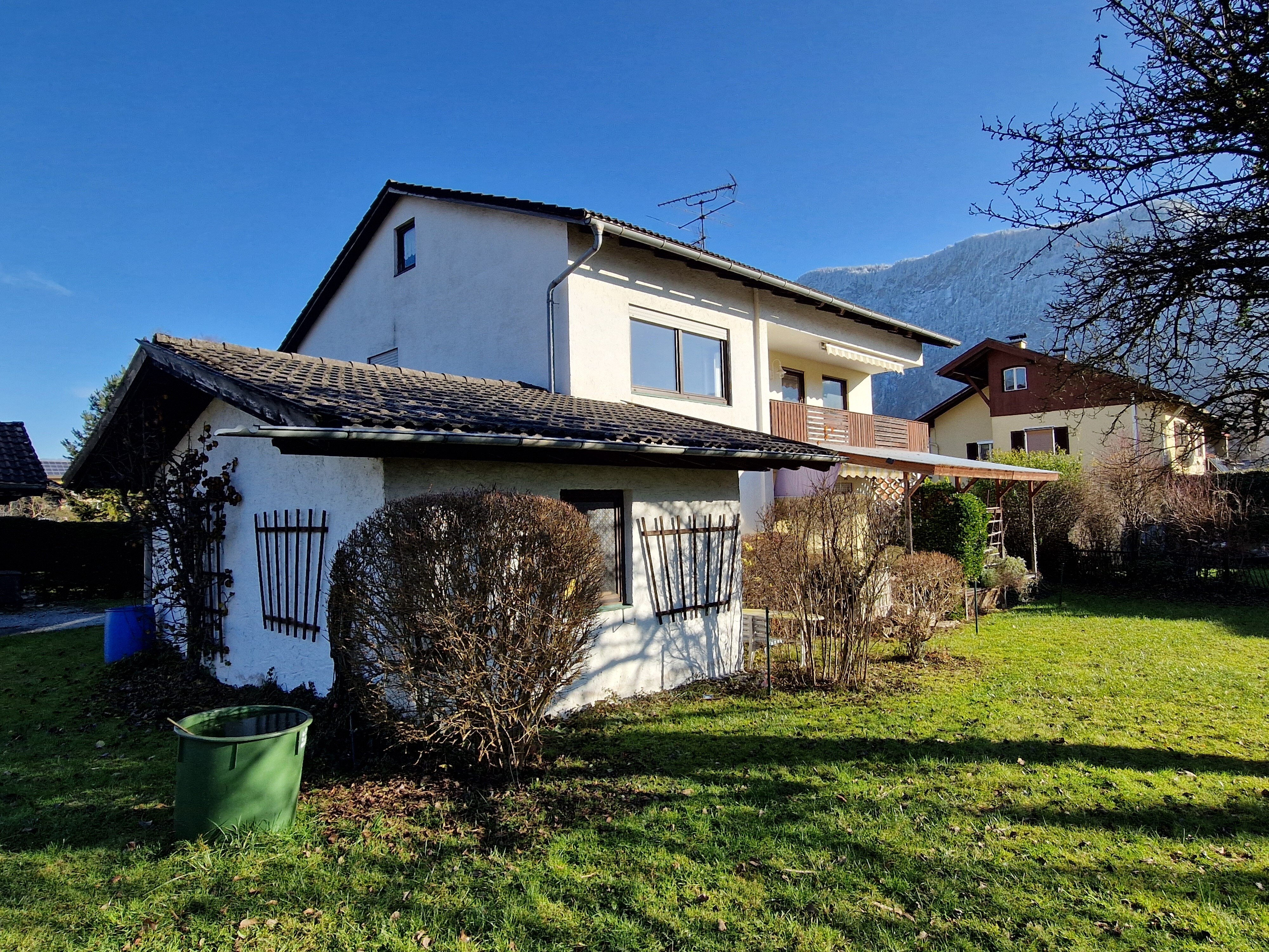 Einfamilienhaus zum Kauf 598.000 € 7 Zimmer 180 m²<br/>Wohnfläche 998 m²<br/>Grundstück ab sofort<br/>Verfügbarkeit Pendlingstraße 6a Kiefersfelden 83088