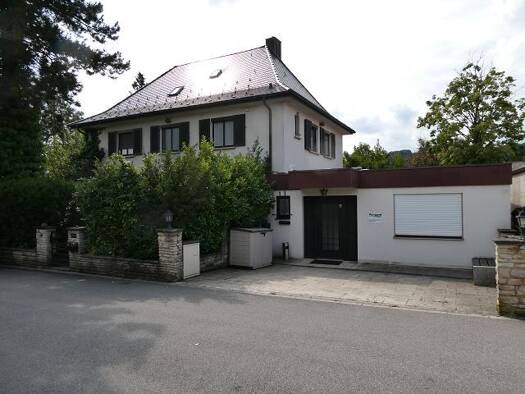 Büro zur Miete 800 € 4 Zimmer 90 m² Bürofläche Stockach Stockach 78333