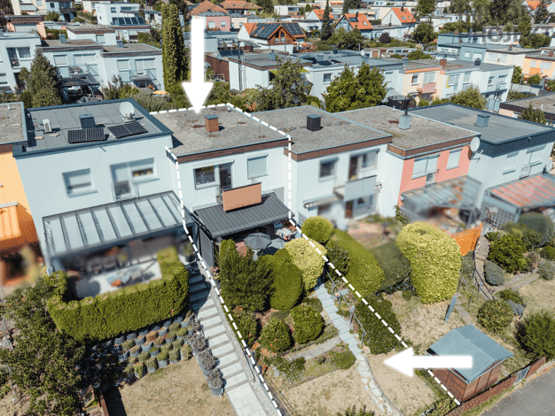 Reihenmittelhaus zum Kauf 345.000 € 6 Zimmer 107 m² 196 m² Grundstück Hussengutstraße 59 Grüner Baum Bayreuth 95445
