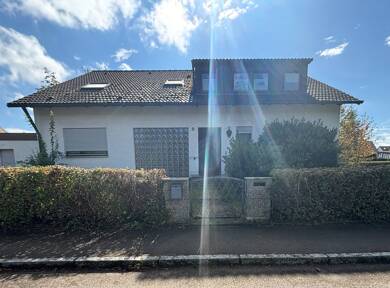 Einfamilienhaus zum Kauf 474.000 € 7 Zimmer 202 m² 833 m² Grundstück frei ab sofort Albert-Baumeister-Str. 9 Burgau Burgau 89331