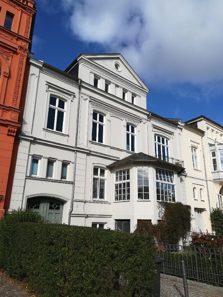 Wohnung zur Miete 780 € 2 Zimmer 120 m²<br/>Wohnfläche 3.<br/>Geschoss ab sofort<br/>Verfügbarkeit Werderstraße 133 Altstadt Schwerin 19055