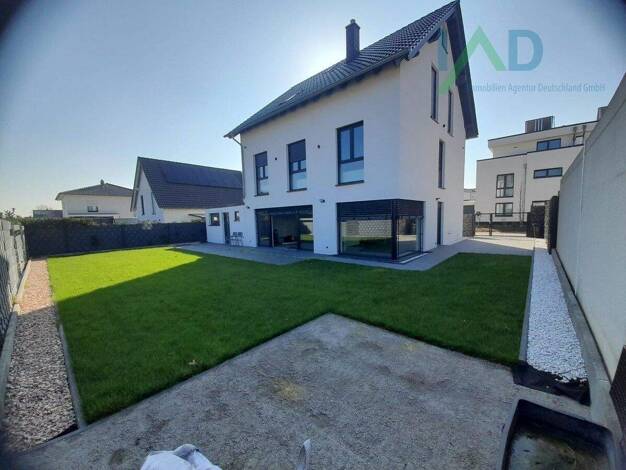 Einfamilienhaus zum Kauf - Erstbezug 925.000 € 7 Zimmer 250 m² 440 m² Grundstück Datteln 45711