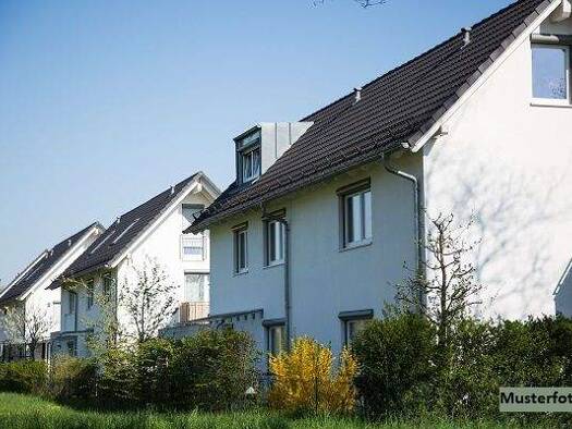 Mehrfamilienhaus zum Kauf 23.001 € 1 Zimmer 1 m² 4.458 m² Grundstück Karbow Gehlsbach-Karbow 19386