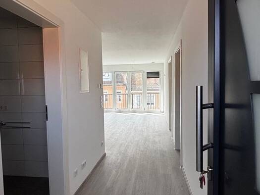 Wohnung zur Miete 1.150 € 3 Zimmer 72,9 m² 2. Geschoss frei ab 01.06.2026 Gugelstraße 25 Steinbühl Nürnberg 90443