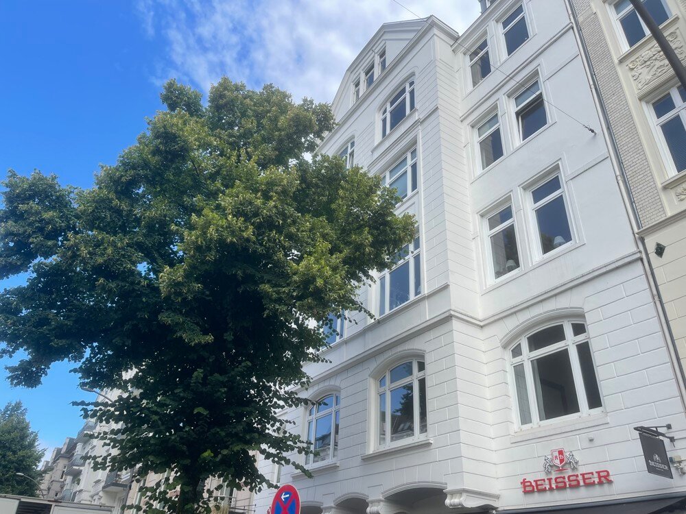 Wohnung zur Miete 3.350 € 4 Zimmer 138 m²<br/>Wohnfläche 4.<br/>Geschoss Eppendorfer Baum 4 Harvestehude Hamburg 20249