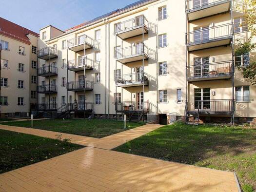 Wohnung zum Kauf 235.499 € 3 Zimmer 61,8 m² EG Eisenbahnstr. 172b Volkmarsdorf Leipzig 04315