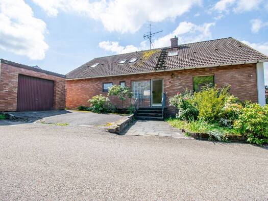 Einfamilienhaus zum Kauf 499.000 € 9 Zimmer 200 m² 1.104 m² Grundstück Michelbach Öhringen 74613
