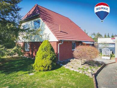 Einfamilienhaus zum Kauf 375.000 € 4 Zimmer 142,2 m² 812 m² Grundstück Oschersleben Oschersleben 39387