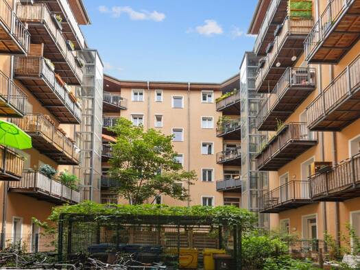 Wohnung zum Kauf 249.000 € 1 Zimmer 30,4 m² Friedrichshain Friedrichshain-Kreuzberg 10249