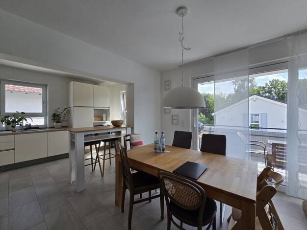 Wohnung zur Miete 1.300 € 3 Zimmer 90 m² 1. Geschoss frei ab 15.12.2026 Ober-Roden Rödermark 63322